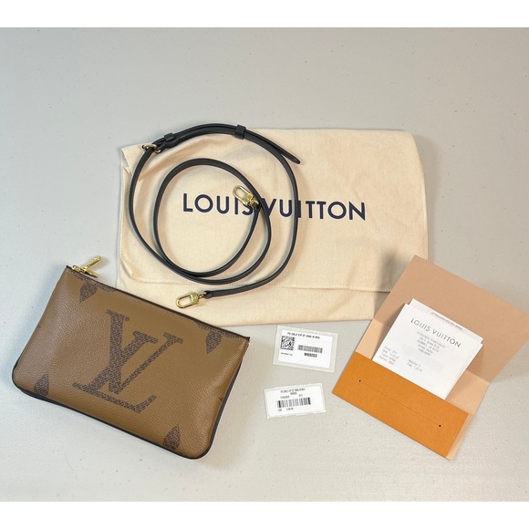 Authentic Louis Vuitton Double Zip Pochette Monogram Giant Bag Handbag Crossbody - Picture 1 of 9